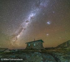 Starlitt skies above Seamans Hut
